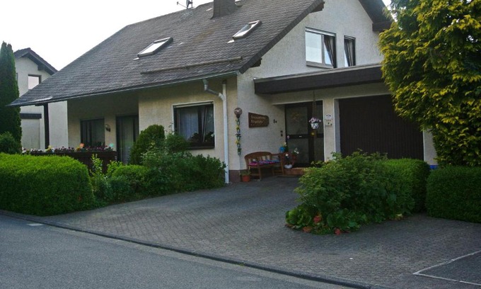 Usseln Apartment | Fewo Klingelhöfer