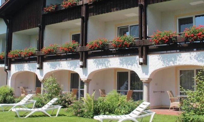 Bad Fuessing Apartment | Fewo mit 2 Badezimmern am Reiterhof, Nähe zu den Thermen