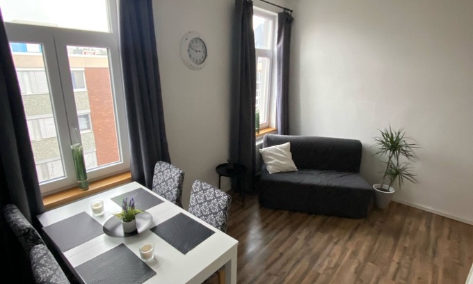 Innenhafen Apartment | FeWo Robbe in Wilhelmshaven
