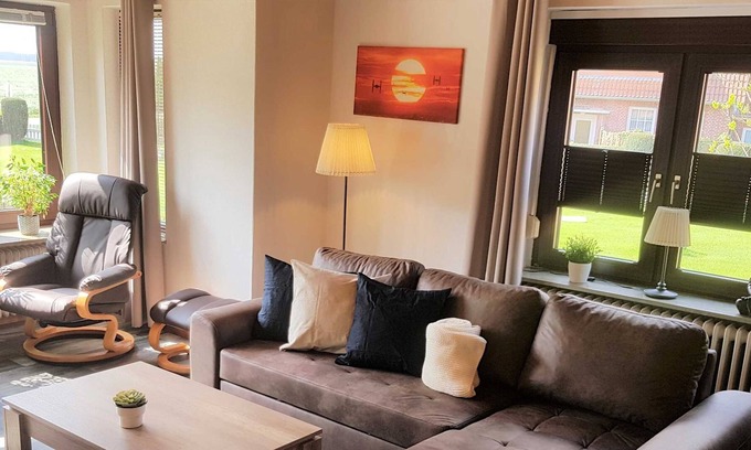 Dornumergrode Apartment | FeWo Süd - Gästehaus Zur alten Post