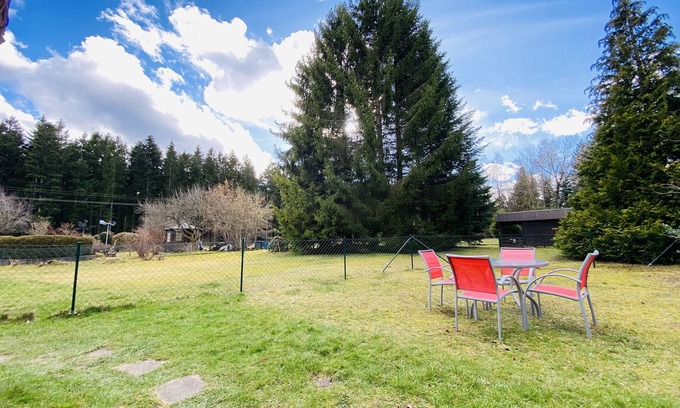 Schoemberg House | Fewo - Waldrand-lage mit Garten, Grill & Parkplatz. Haustiere Willkommen