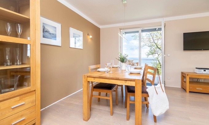 Sassnitz Apartment | FeWo Wellenspiel - Fireplace, Sauna, Sea View