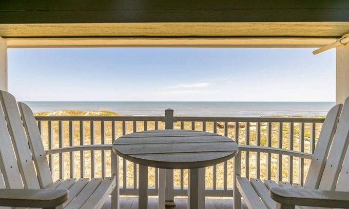 Kill Devil Hills Condo | FFR208 - Sea Breeze by First Flight Rentals