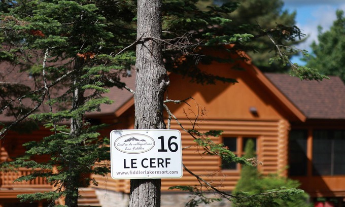Fiddler Lake Resort Ski Chalet | Fiddler Lake Resort Cabin 16 Deer