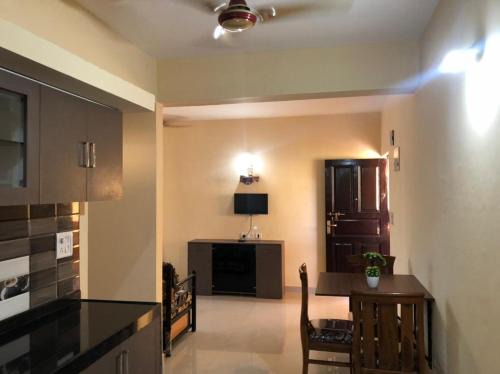 Varca Apartment | Field stone Apartment