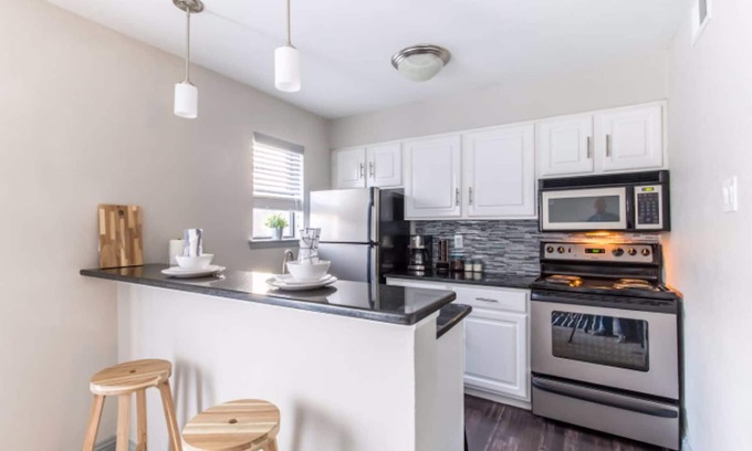 North Dallas Apartment | FIFA Ready Designed to Relax + Beautiful Pool