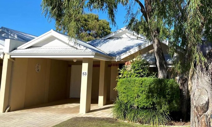 Broadwater Villa | FiftyThree at Cape View Escapes