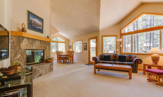 Sunriver House | Filbert Lane 13 | Discover Sunriver