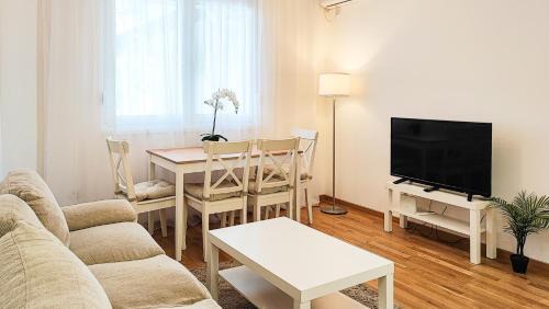 Novi Sad Apartment | FilinHome Metodija 2