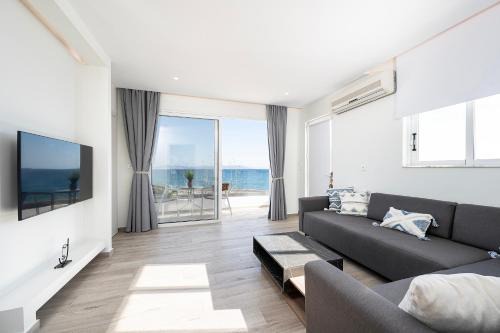 Kos Apartment | Fill In Beachfront Apartment