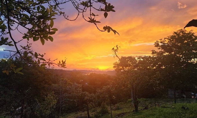 Caguana Cabin | Finca Don Chaguin - Exquisite sunset views in the beautiful mountains of Utuado