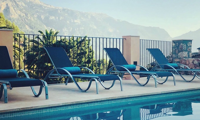 Fornalutx House | Finca in Fornalutx with fantastic views of the mountains and the Soller Valley