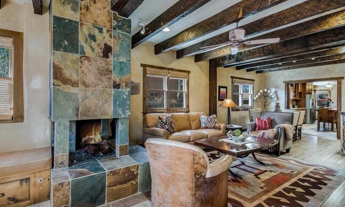 South Capitol House | Finca Mapache | Near Historic Downtown Attractions