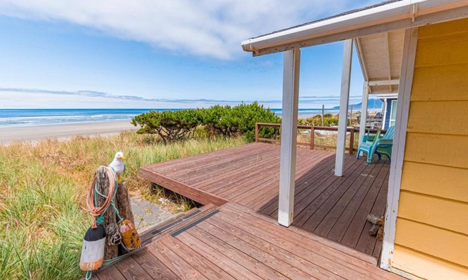 Rockaway Beach House | Finch House
