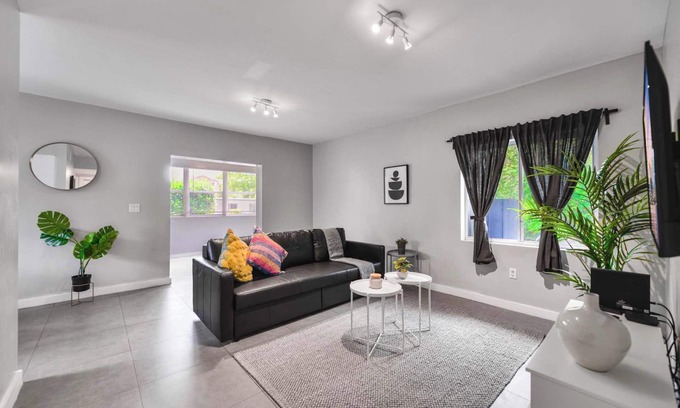 Northeast Miami House | Find Everything You Need in This Duplex!