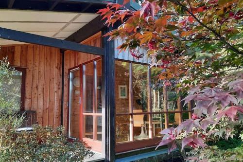 Forres House | Findhorn Ecovillage Escape - Westwood