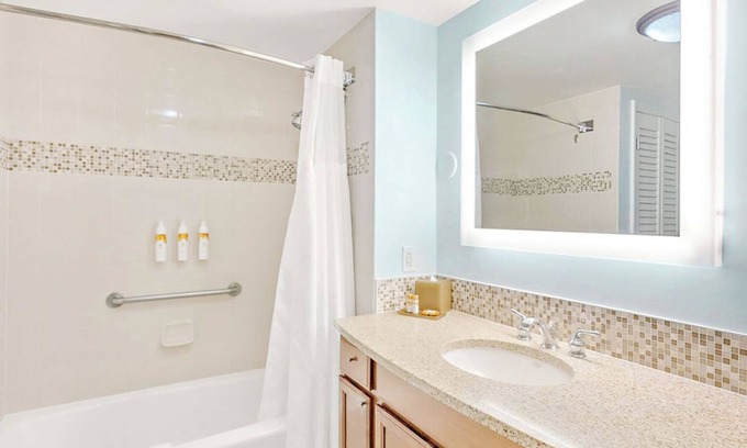 Poipu Resort | ๐
๐ข๐ง๐๐ข๐ง๐ ๐๐๐ข๐ฅ๐ข Beach Fun at Waiohai Club +Resort Amenities. 2-Bedroom