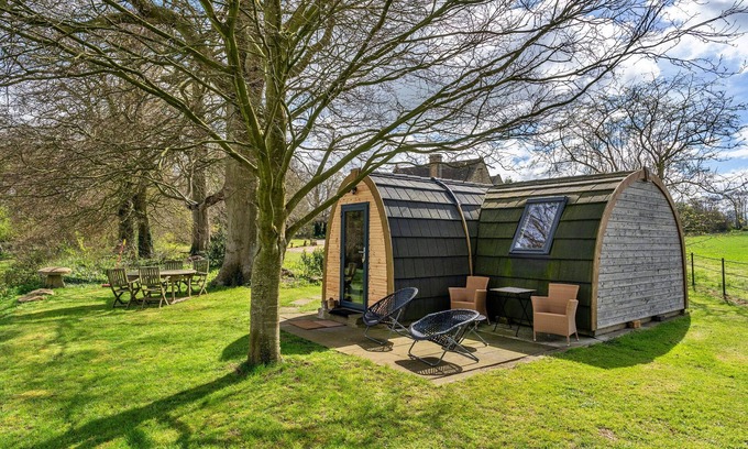 Shoscombe Apartment | Finest Retreats | The Pods