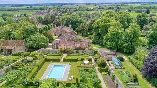 Tormarton House | Finest Retreats - Tormarton Court