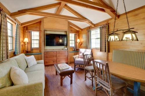 Heflin House | Fire Pit and Lake Access Cabin Retreat in Heflin