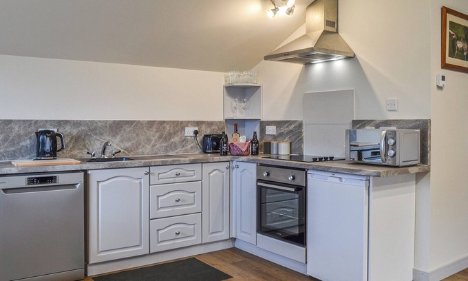 Aberdare Cottage | First floor barn conversion close to Zip World and Bike Park Wales.