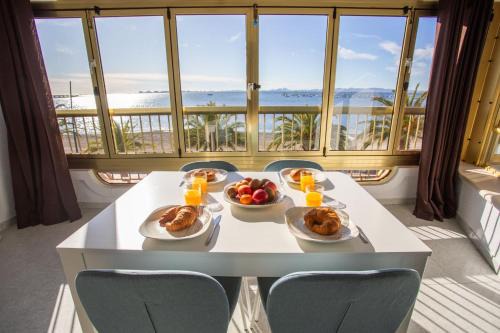 Molino del Chirrete Apartment | First line 3 bedroom apartment with beautiful views of the Mar Menor
