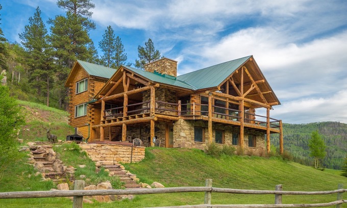 Dolores Cabin | Fish Creek Lodge~Spectacular Mountain Setting~Fabulous Fly Fishing