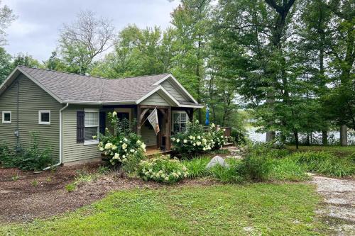 Newaygo House | Fish, Hike and Hunt Lakeside Newaygo Cottage
