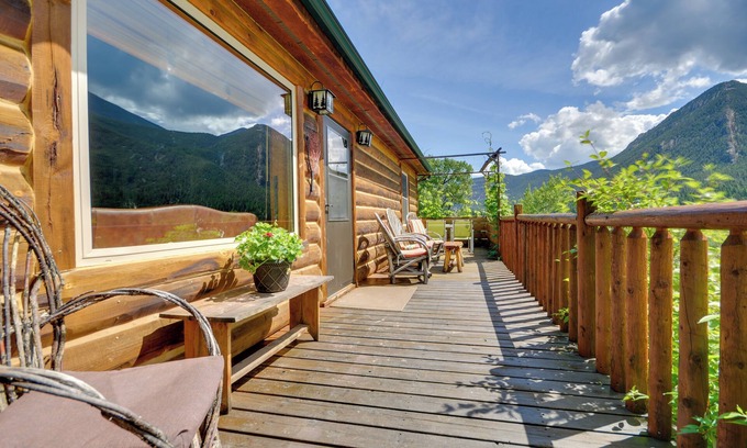 McLeod Cabin | Fish, Hike, Views: Boulder Beauty 'Gil's' Cabin!