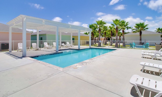 Fulton Apartment | Fish & Swim On-Site: Resort Retreat in Rockport!
