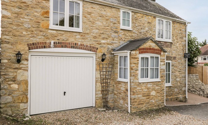 Weymouth Cottage | FISHERBRIDGE COTTAGE, family friendly, with open fire in Weymouth