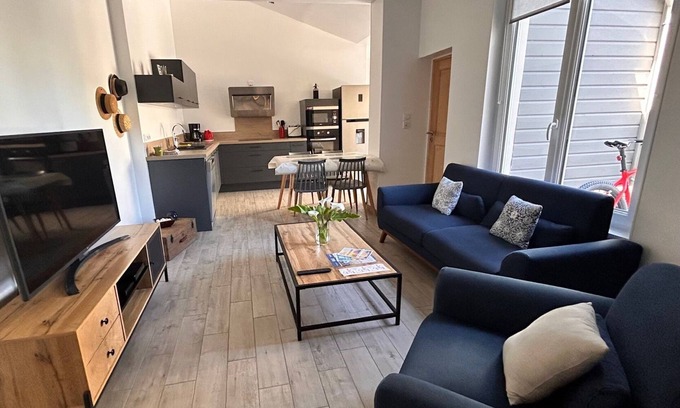 Luc-sur-Mer House | Fisherman's cottage with terrace and parking 30 m from the sea