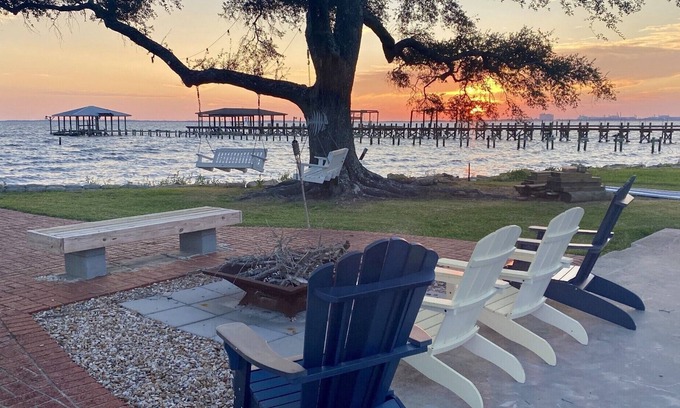 Lake Charles House | FISHERMAN’S DREAM - “ON THE ROCKS” RV CAMP SITE ON BIG LAKE.or bring your rv!