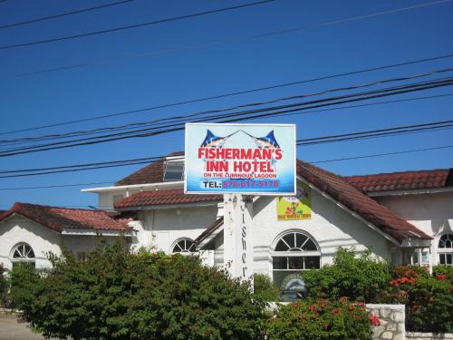 Falmouth Hotel | Fisherman's Inn Hotel on the Luminous Lagoon