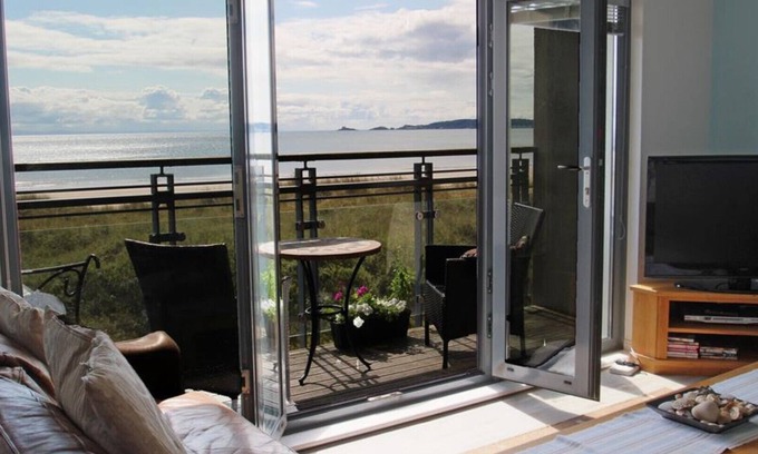 Castle Apartment | Fisherman's Way - Two Bedroom Apartment, Sleeps 6