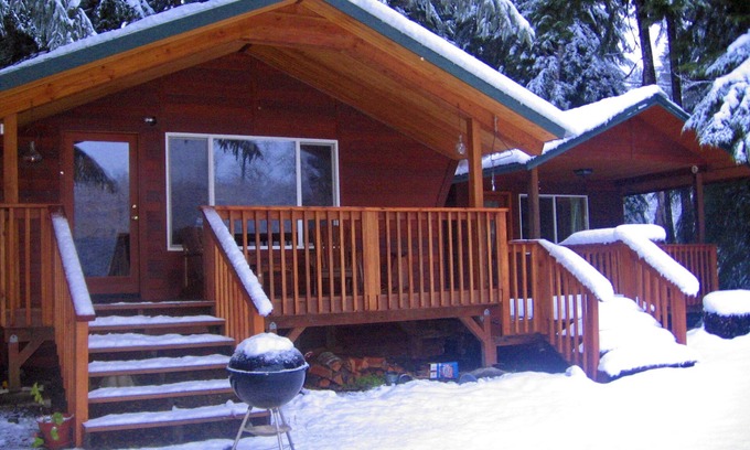Forks Cabin | Fishermen's Hollow on the Bogachiel River