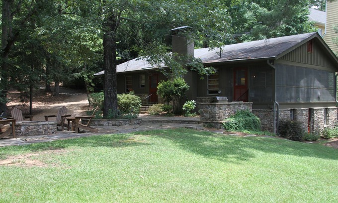 Gainesville Cottage | FishHook - A Lakefront Cottage - Close to the Water! Relaxing lake area!