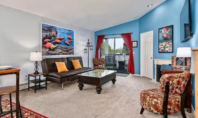 Kenai Apartment | Fishy-Fishy Townhome