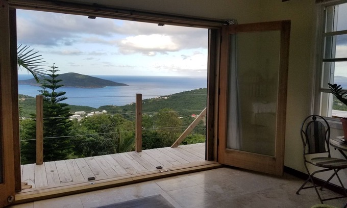 Rosendal Apartment | Five Minutes drive down to Magens Bay beach, upstairs with WIFI