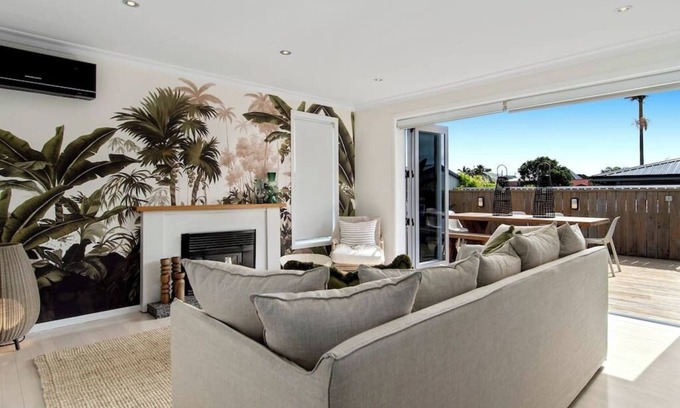 Omanu House | Five Palms Luxury Beach Escape
