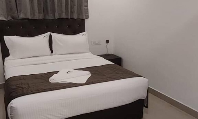 Ekkatuthangal Hotel | Five Stones Ekkatuthangal Guindy