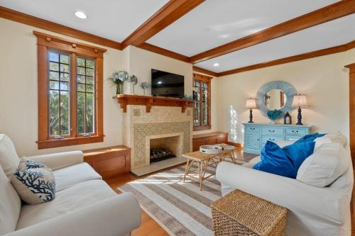 Downtown Historic District House | Flagler Cottage - 1 Block to Historic District