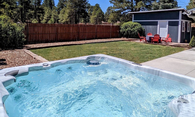 Mountainaire House | Flagstaff getaway! Dog Friendly, No Fee - Hot Tub - Fire Pit - Central A/C