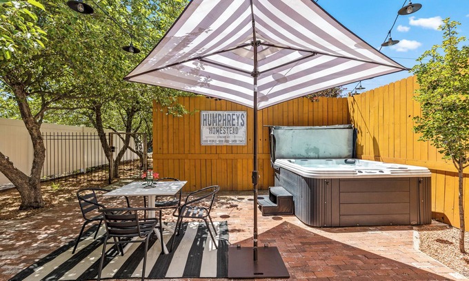 Flagstaff Cottage | Flagstaff Haven: Quiet, Hot Tub, Near Trails & Town