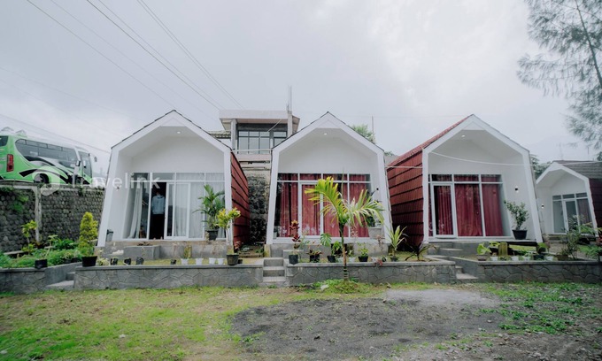 Kejajar Cabin | Flamboyan Cabin By Travelink