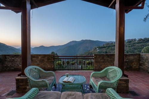 Ramgarh Villa | Flame of the Forest Valley view 2bhk cottage