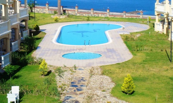 Bogazici Apartment | Flamingo Country Club Red 17