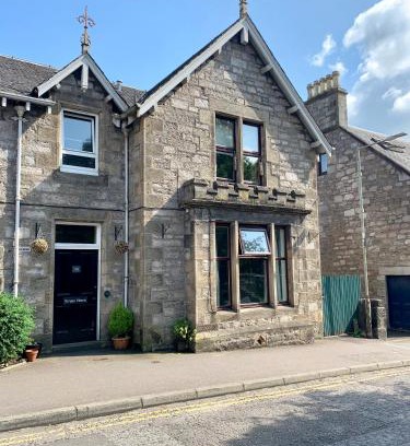 Pitlochry Apartment | Flat 2 Struan house
