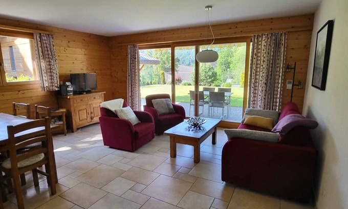 Ovronnaz Apartment | Flat 3.5 Rhodes, Ovronnaz, comfort and space, ideal location