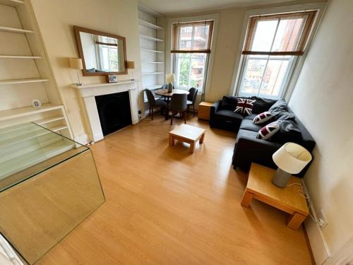 Stockwell Apartment | Flat C Stockwell